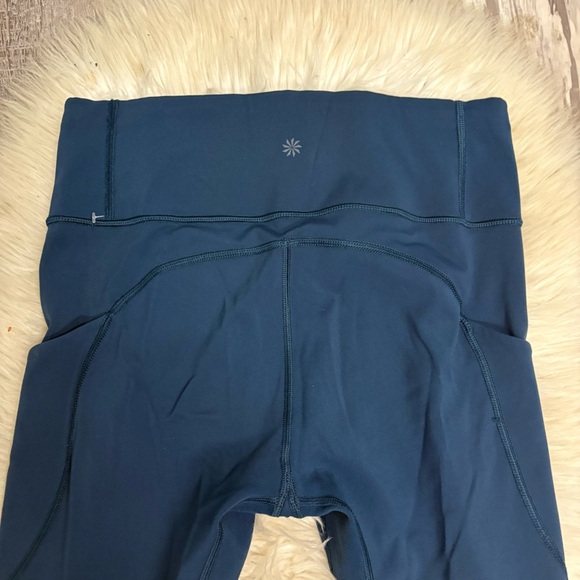 Athleta Up for Anything 7/8 Navy Leggings constellation blue sz medium - Picture 9 of 10